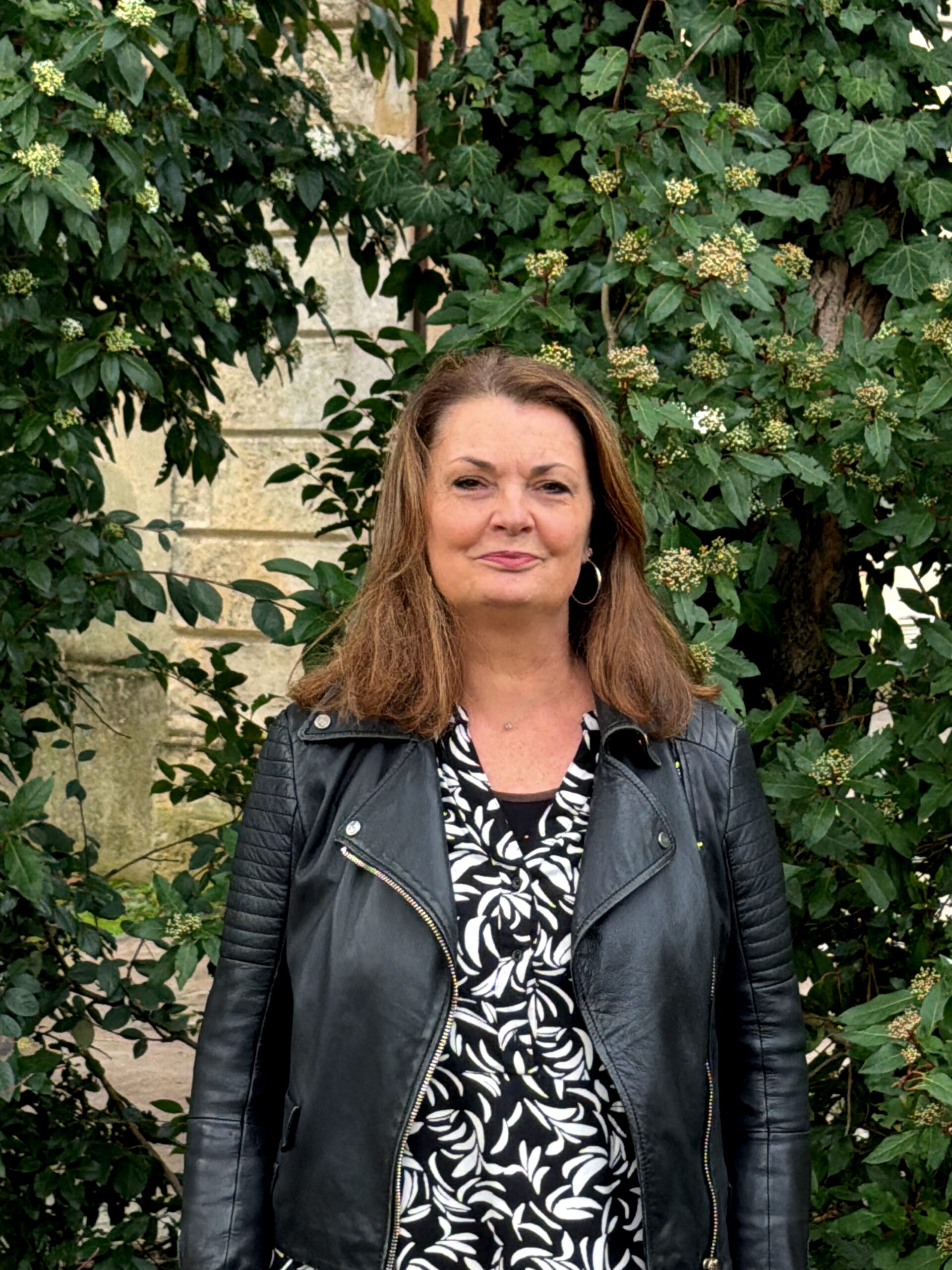 Isabelle Le Thoe Uff